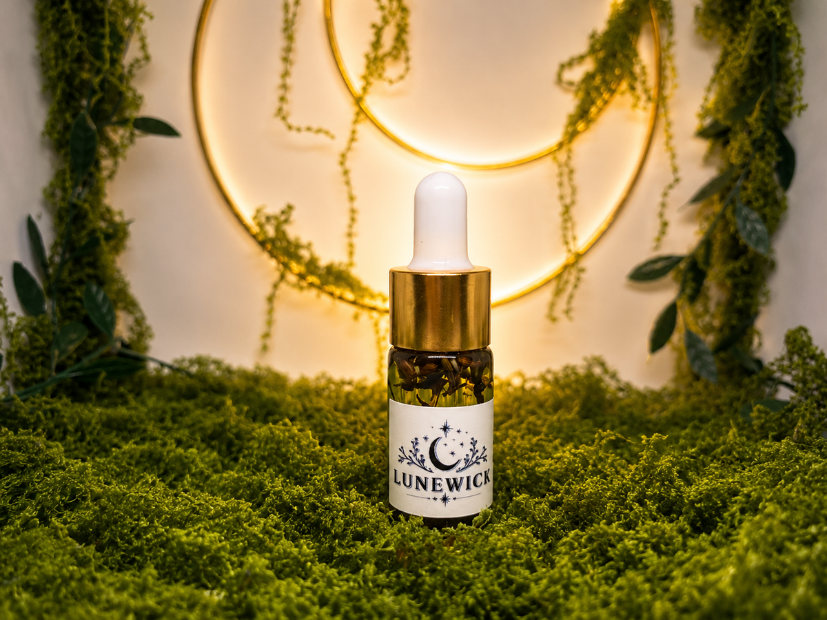 Lunewick | Ritual Body Oil by Lunaris Hollow